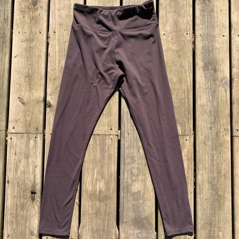 Iuga Womens gray legging size M